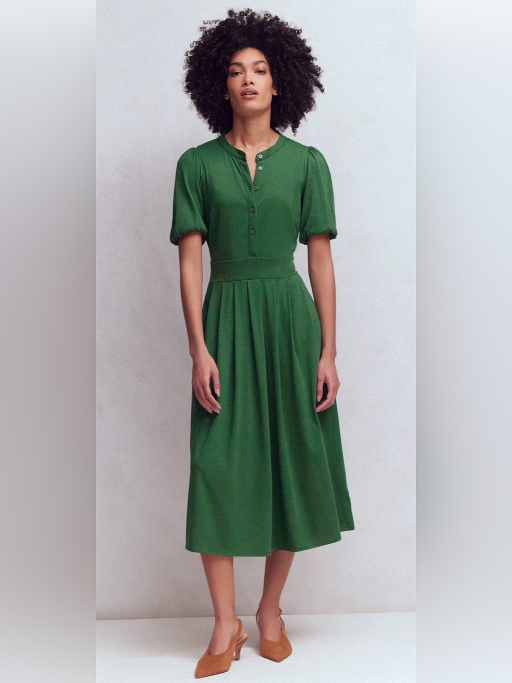 Boden Amber Pleat Jersey Midi Dress
Hunter Green fit and flare pockets new